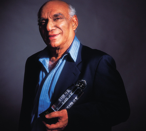 Yash Chopra Honoured With The 'Teachers 2003 Outstanding Achievement Award'