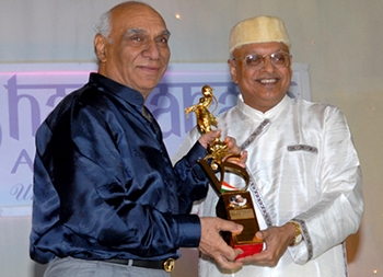 ‘Chak De India’ wins big at V.Shantaram Awards