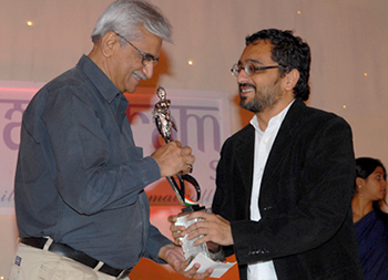 ‘Chak De India’ wins big at V.Shantaram Awards