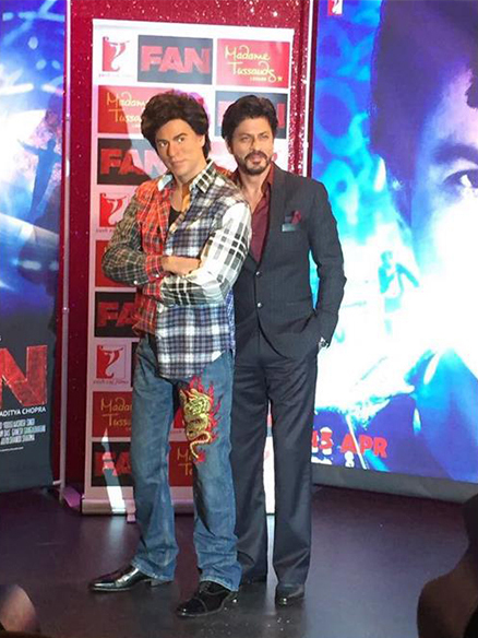 THE FIRST OF ITS KIND 'FAN' MOMENT IS HERE - YRF Makes the Impossible Happen with SRK's Madame Tussauds London Wax Figure Turning into Gaurav! THE FIRST OF ITS KIND 'FAN' MOMENT IS HERE - YRF Makes the Impossible Happen with SRK's Madame Tussauds London Wax Figure Turning into Gaurav!