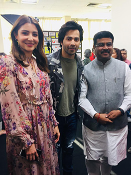 Varun Dhawan and Anushka Sharma signed as ambassadors of Skill India Campaign